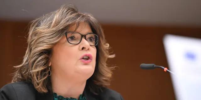 Clare Colleran Molloy (IE/Renew)